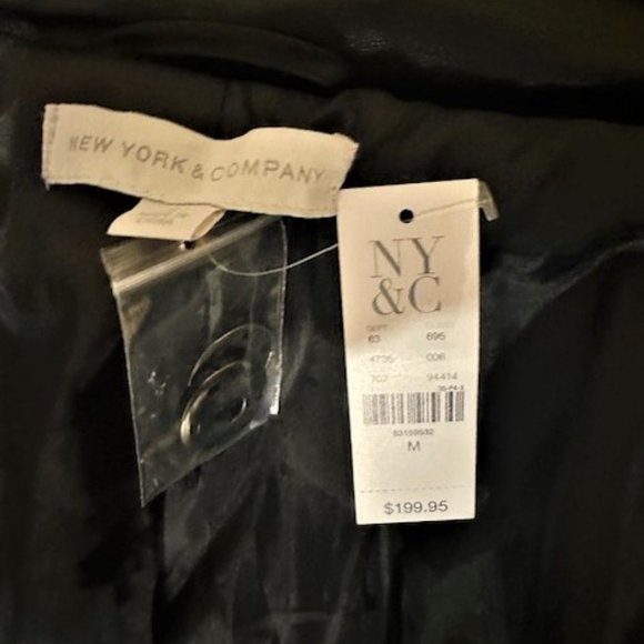 Beautiful Soft  New York & Company Black Faux Fur Coat Sz M - Picture 7 of 7